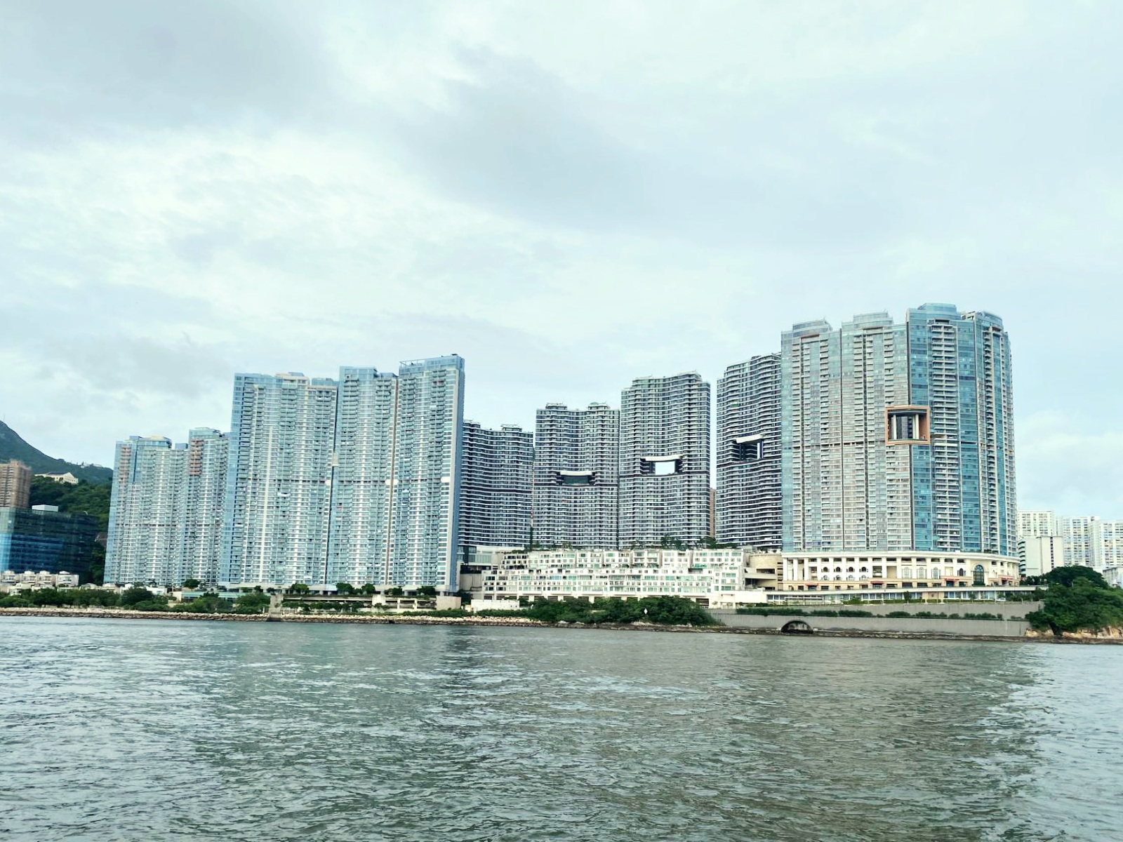 Bel-Air estate, Pokfulam, Hong Kong